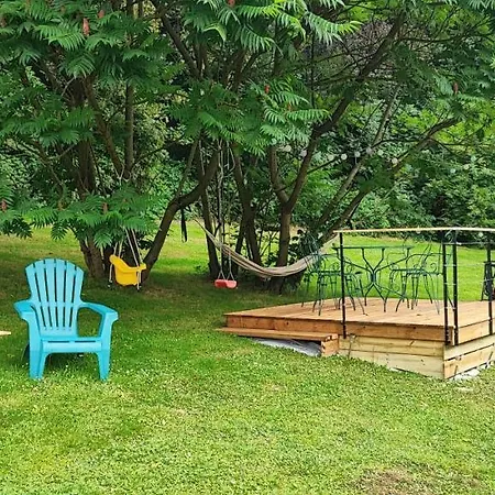 Adorable Petit Pres De La Foret Et Des Commerces