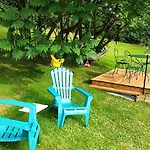 Chalet Adorable Petit Pres De La Foret Et Des Commerces Montivilliers
