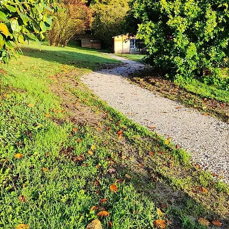 Adorable Petit Châlet Près De La Forêt Et Des Commerces *