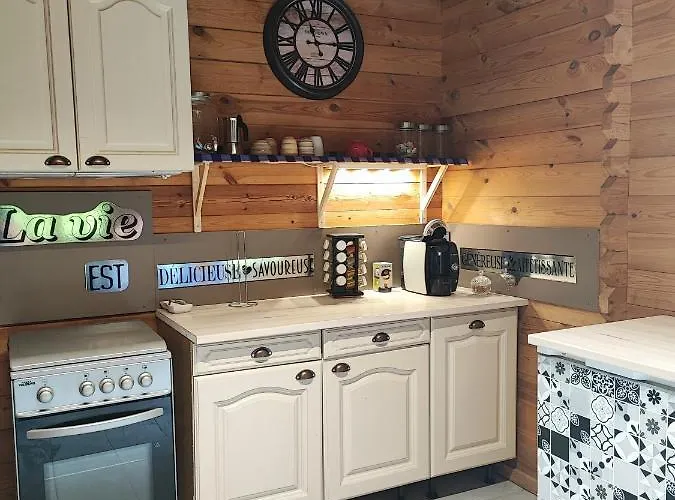 Chalet Adorable Petit Pres De La Foret Et Des Commerces